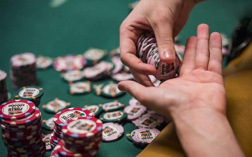 Nắm rõ chiến thuật Bluff trong poker