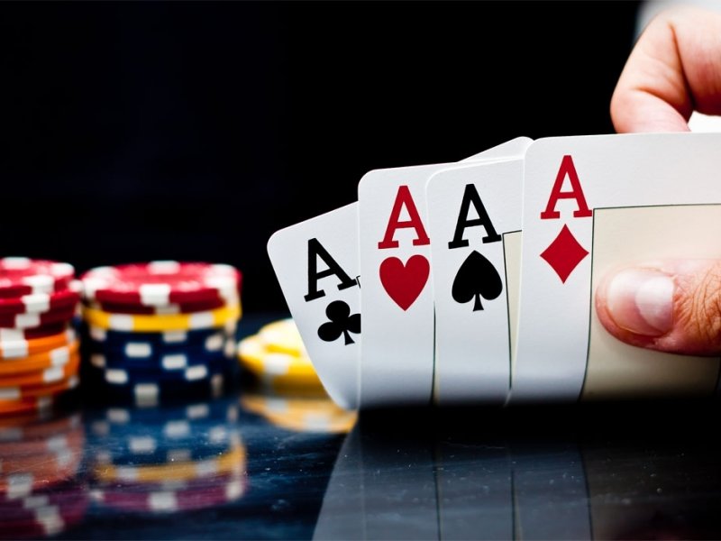 cach-tai-game-baccarat-deluxe